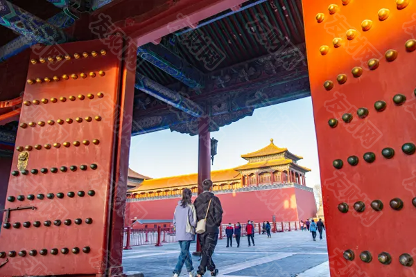 中国制定2025年GDP增长5%左右的目标 并出台了刺激措施